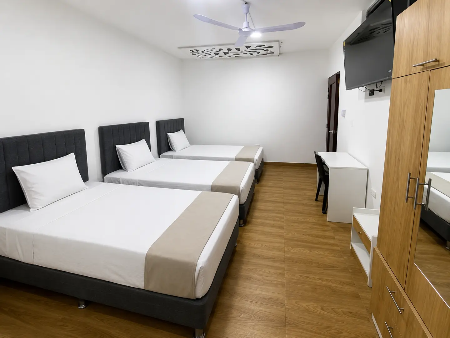 HABITACION TRIPLE INTERNA